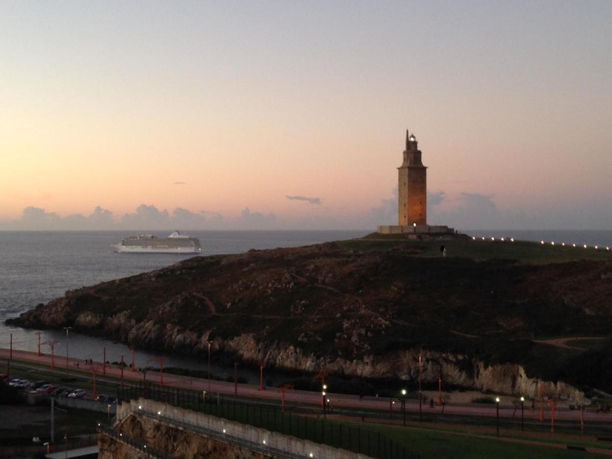 Parking, Vistas Al Mar Y Tres Habitaciones A Coruña Exterior foto